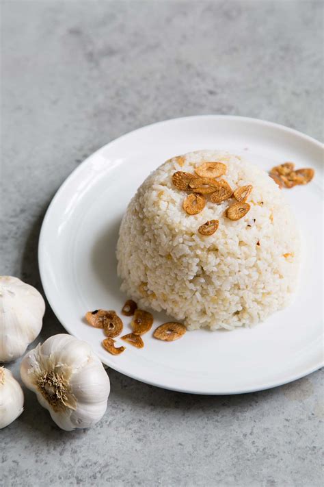 sinangag filipino garlic fried rice